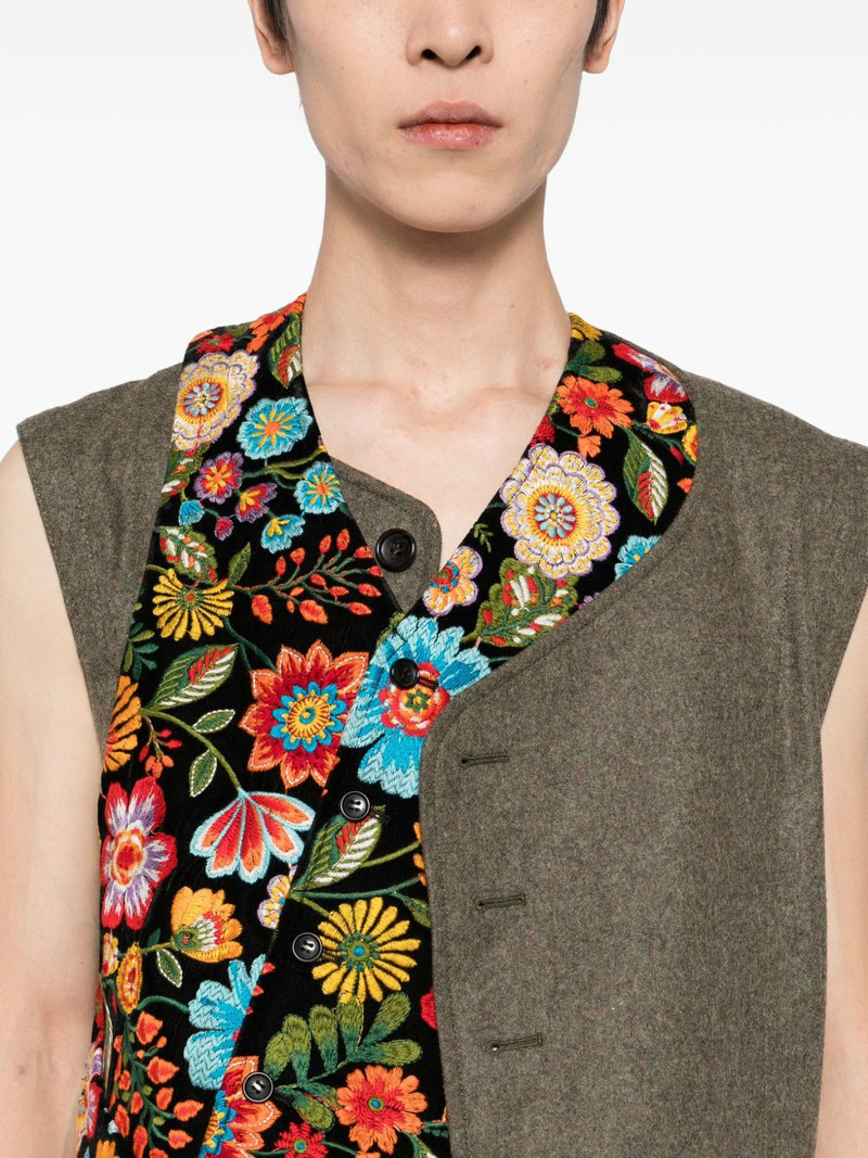 floral-embroidered gilet 5