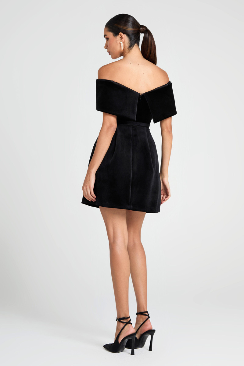 Carmen Black Dress 4
