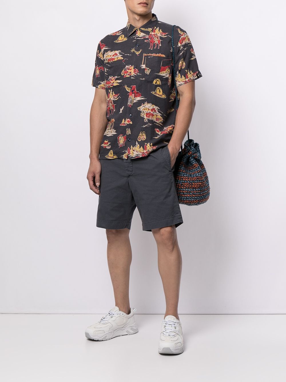 knee-length bermuda shorts - 2