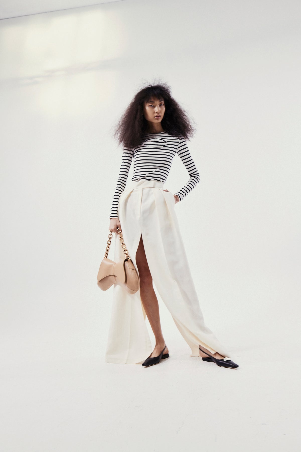 STRIPED FITTED TOP WITH LIP APPLIQUE STRIPED NAVY WHITE - 7