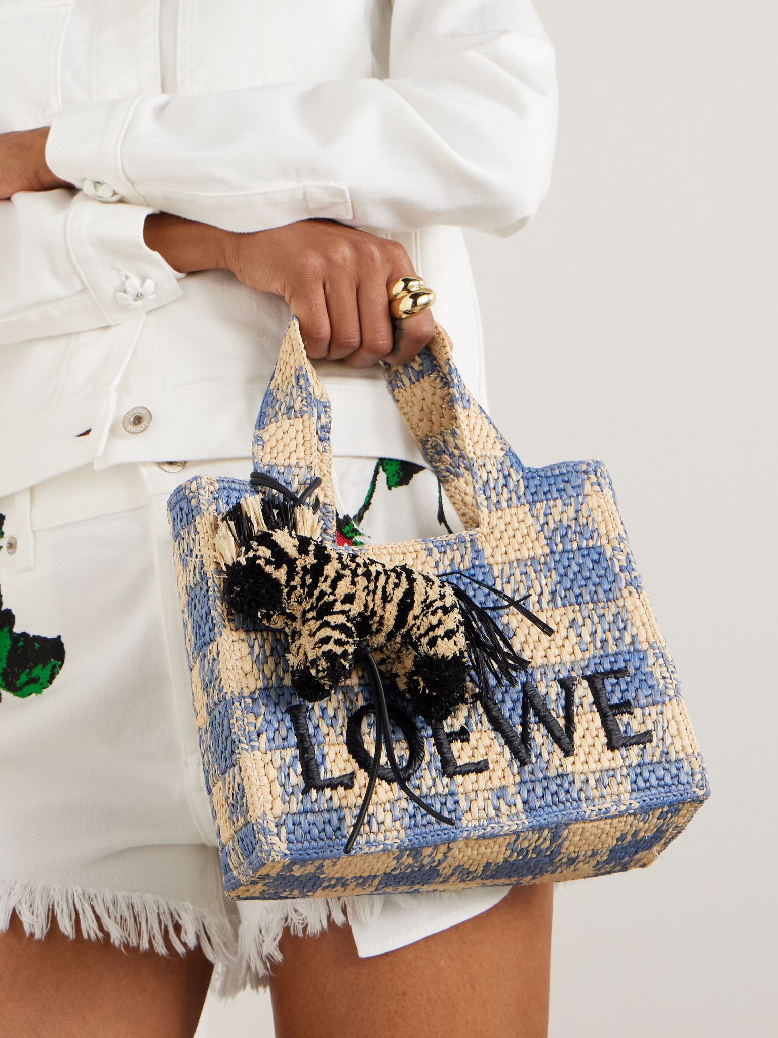 + Paula's Ibiza Zebra leather-trimmed raffia charm Beige - 2