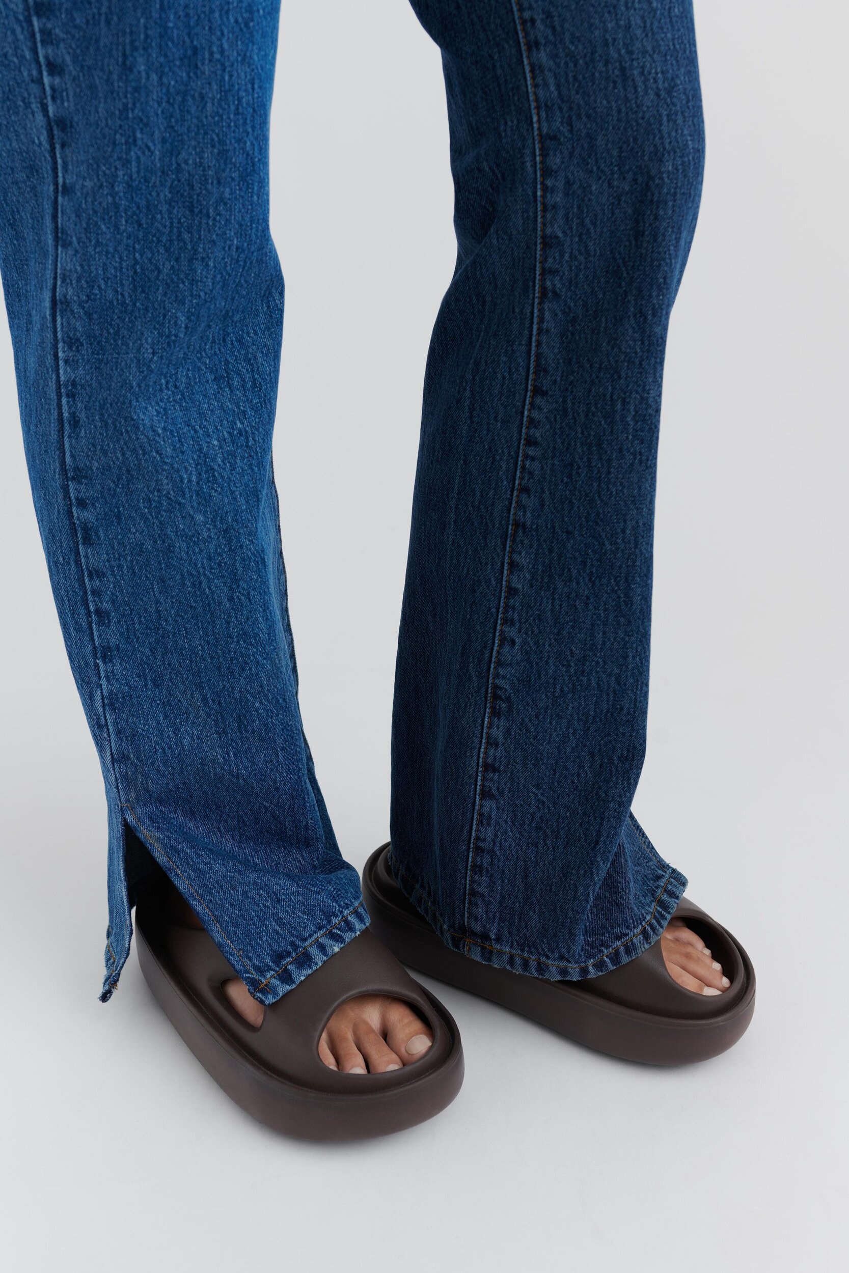 Ryder Flared Jeans - 7