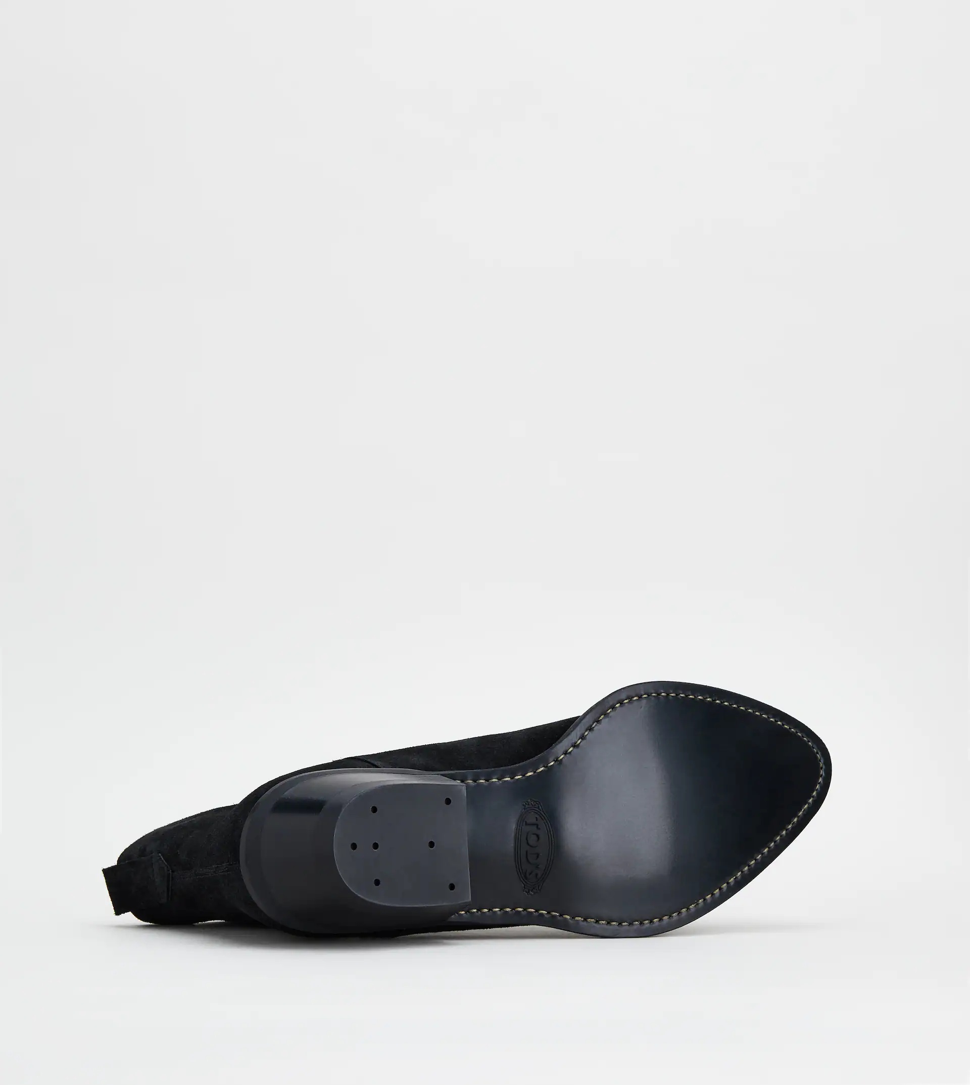 ANKLE BOOTS IN SUEDE - BLACK - 5