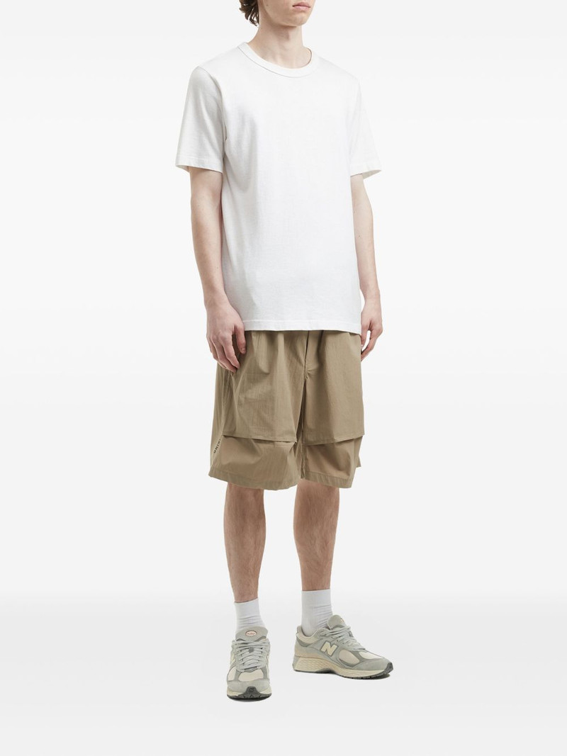 ALPHA INDUSTRIES logo-patch shorts outlook