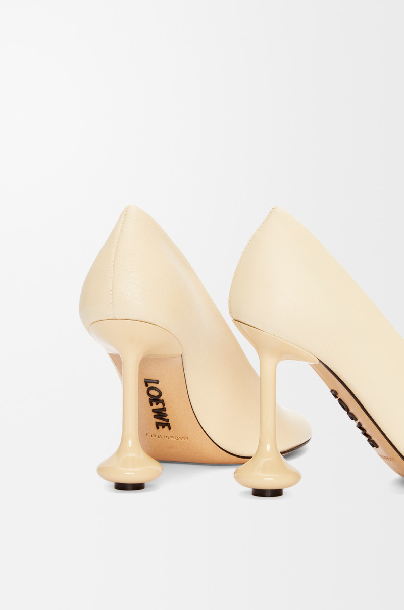 Toy pump in goatskin 5