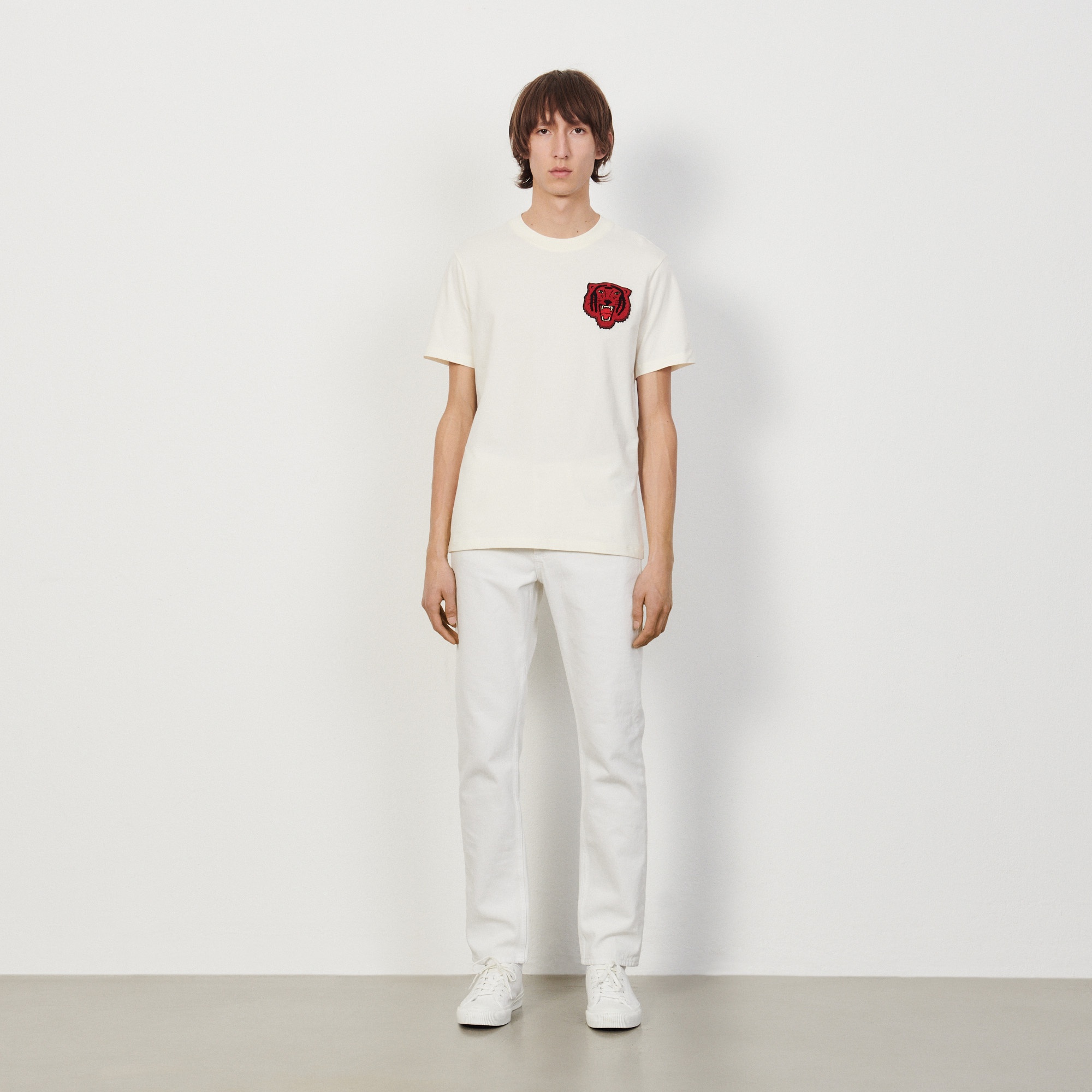 Cotton T-shirt with patch - 6