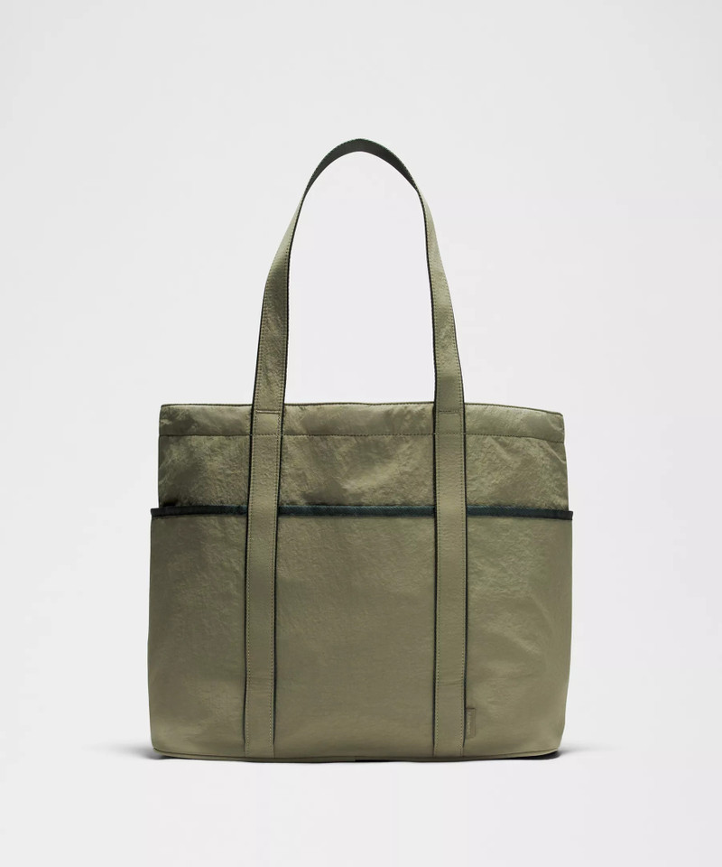 Daily Multi-Pocket Tote Bag 20L 3