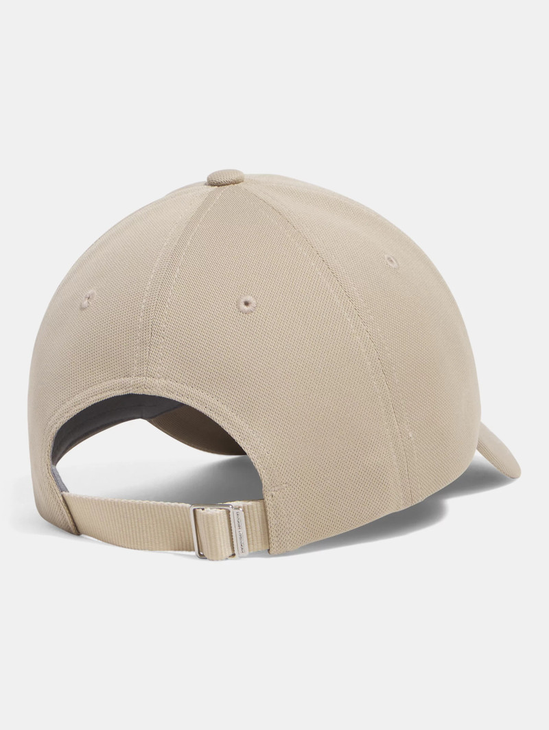 Under Armour UA Blitzing outlook