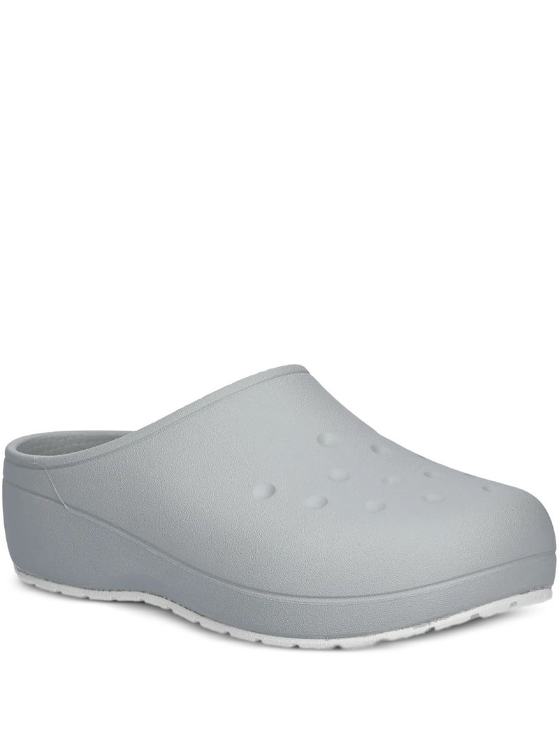 round-toe slides 1