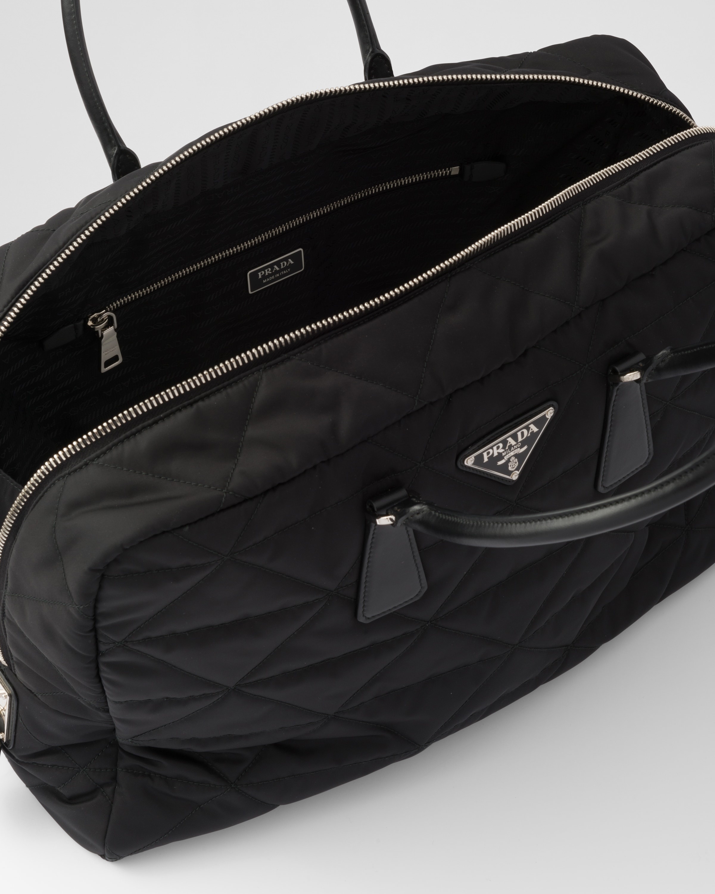 Quilted Re-Nylon travel bag - 5