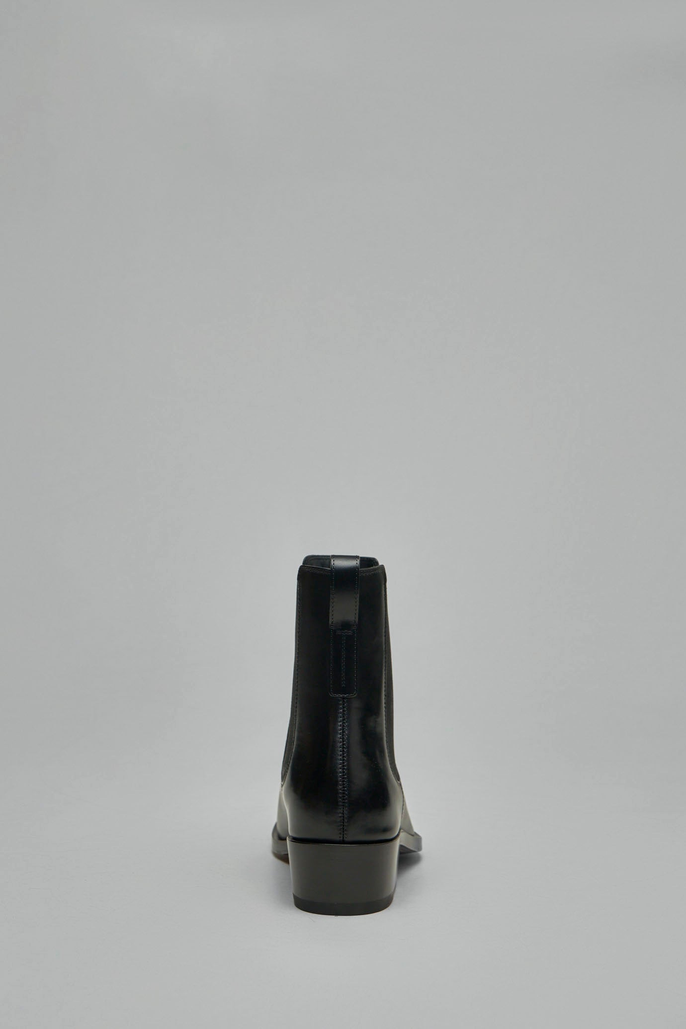 Burnished Leather Chelsea Boot - 4