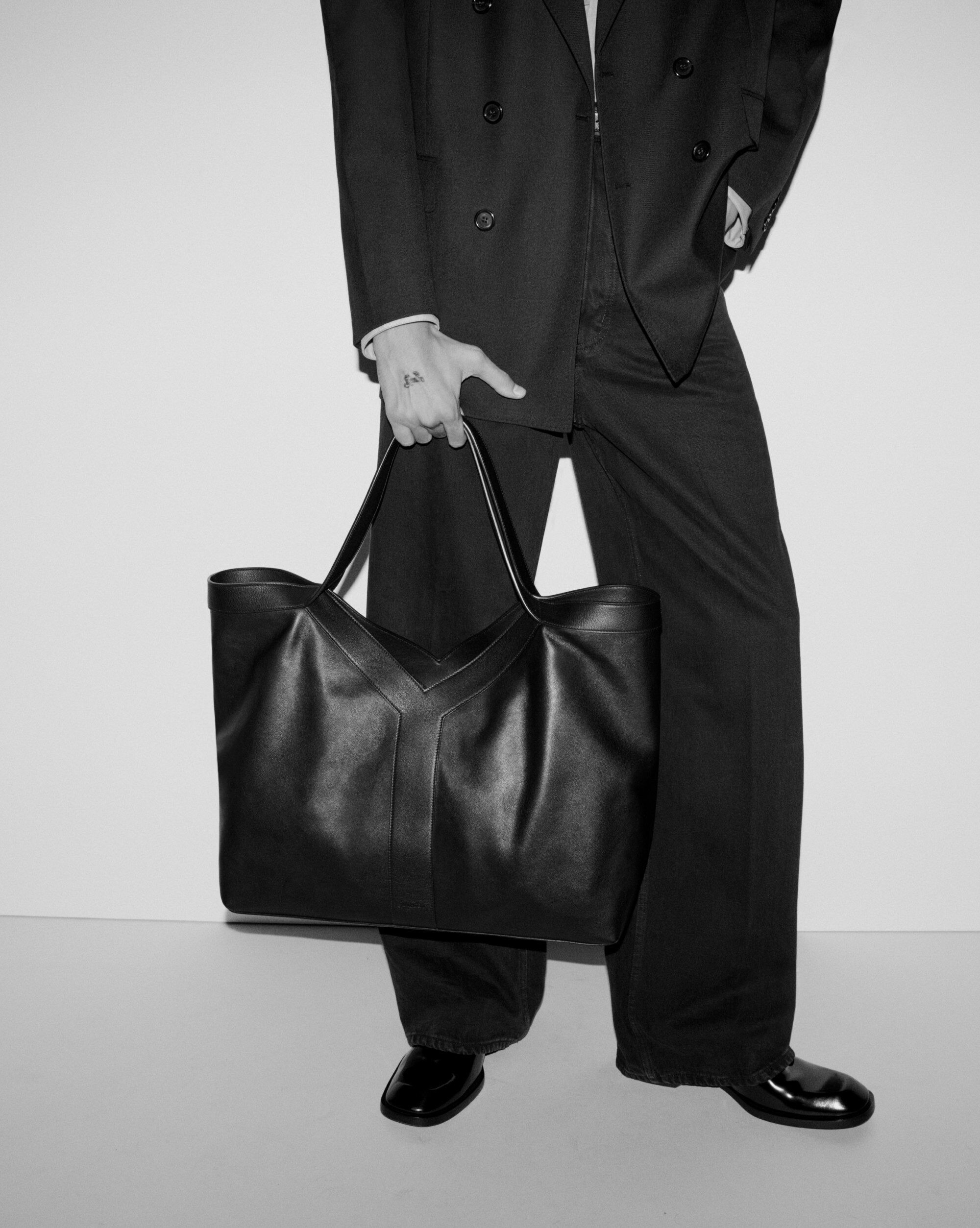 Y TOTE IN LEATHER - 2