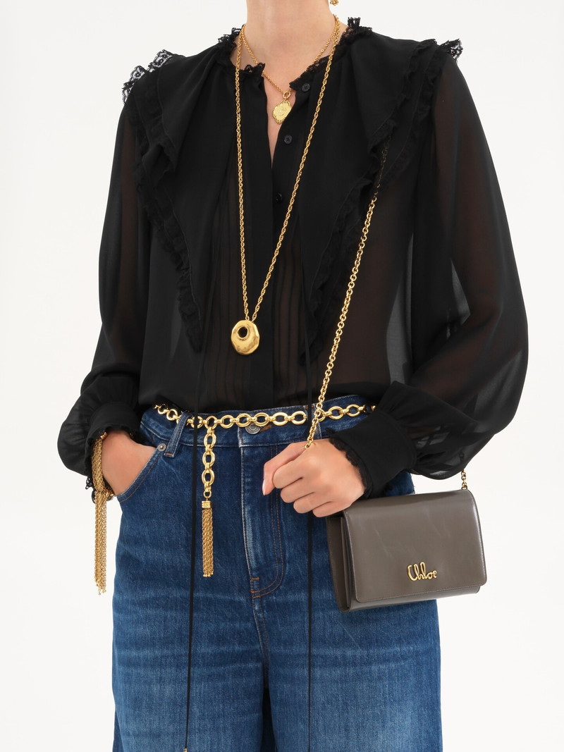 Chloé CHLOÉ ICONIC FLAP WALLET ON CHAIN IN SHINY LEATHER outlook