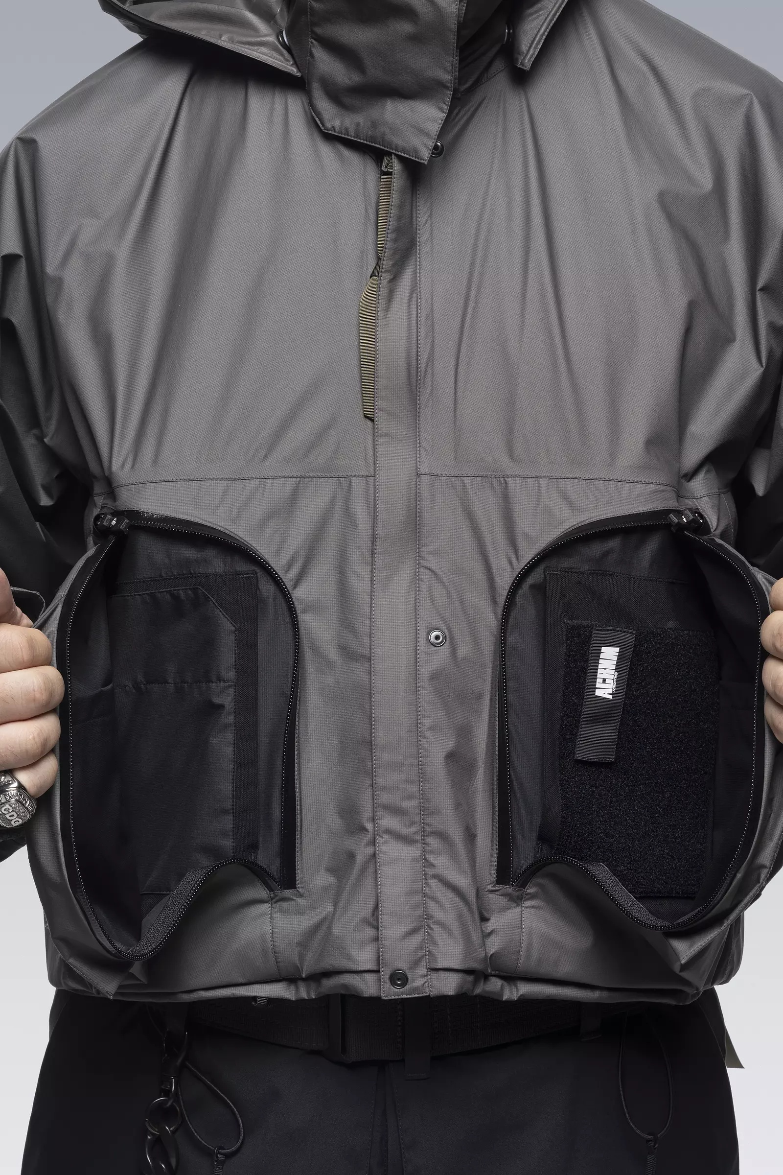 K*H様 Acronym J120-GTPL L J120-GTPL | ACRONYM®