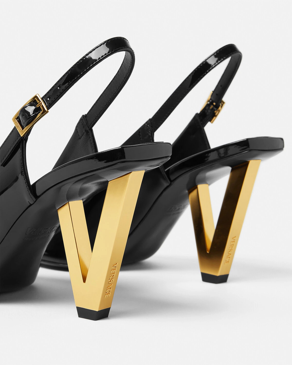 V2025 Patent Slingback Pumps 85 mm - 5