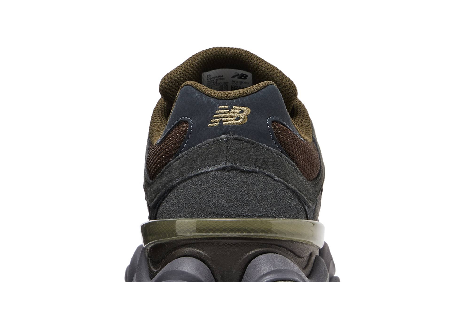 9060 'Blacktop Dark Moss' - 7