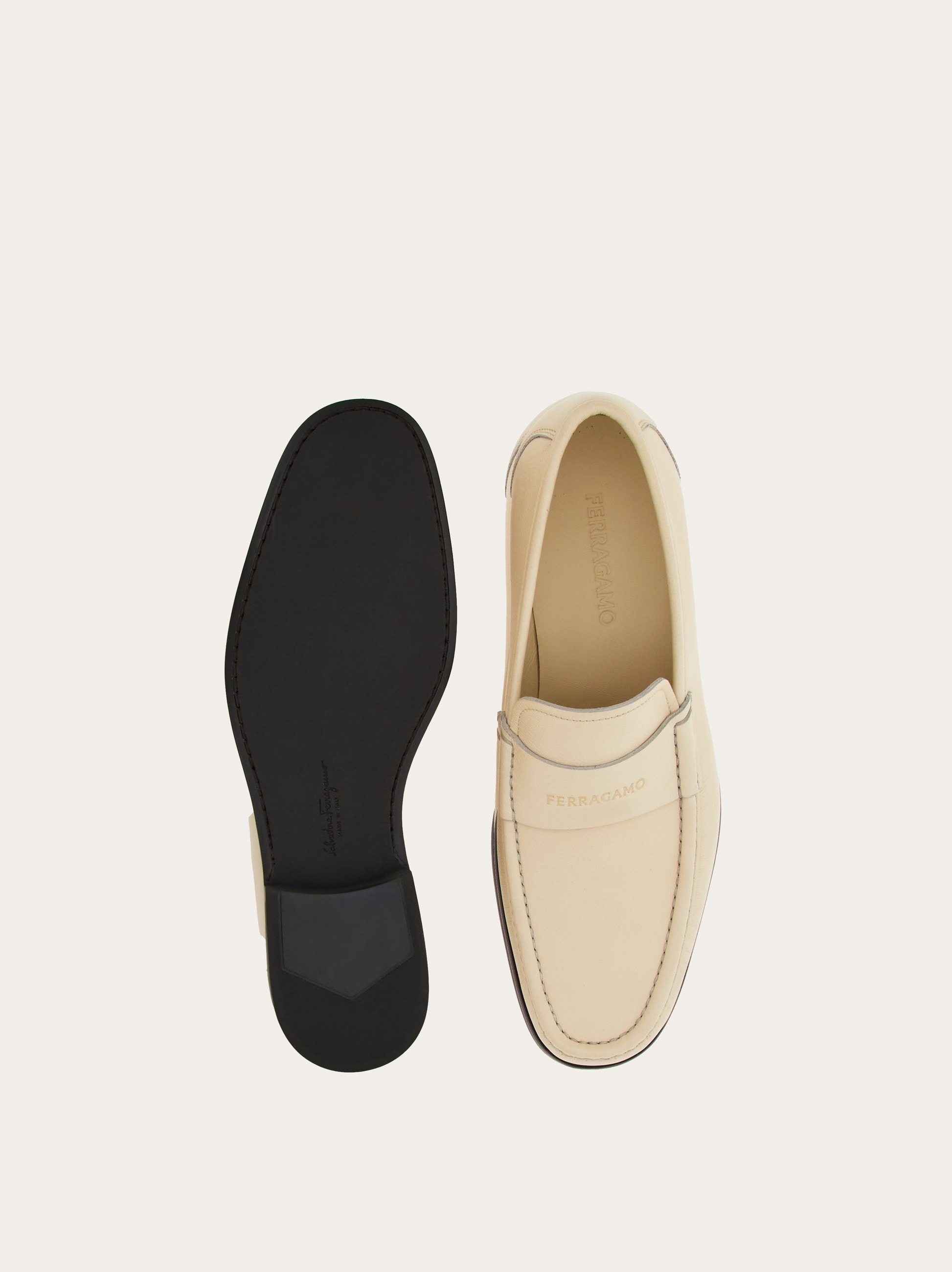 Moccasin with signature - 5