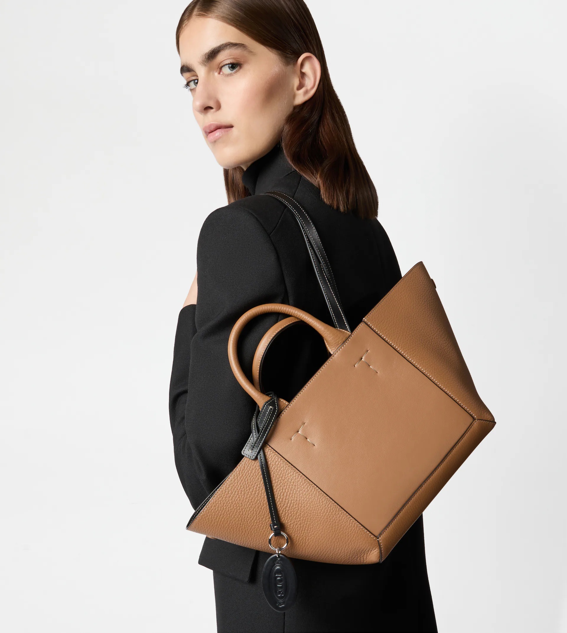 TOD'S DOUBLE UP SHOPPING BAG IN LEATHER SMALL - BROWN, BLACK - 2