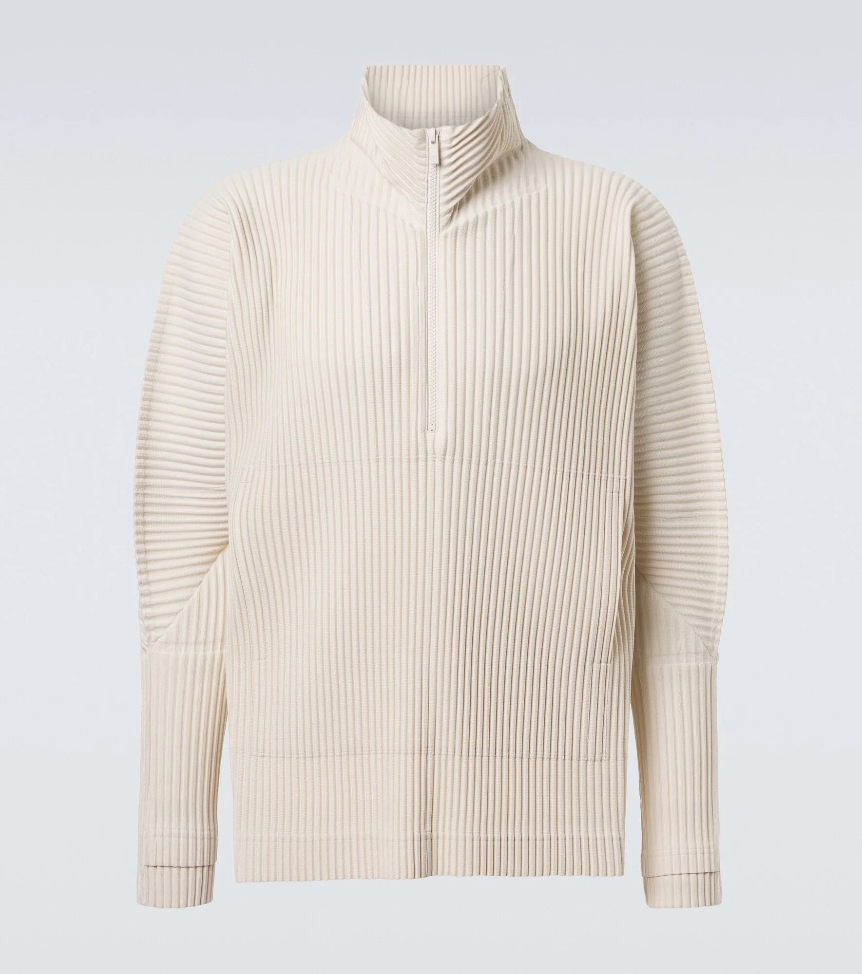 Monthly Colors: March pleated T-shirt - 1