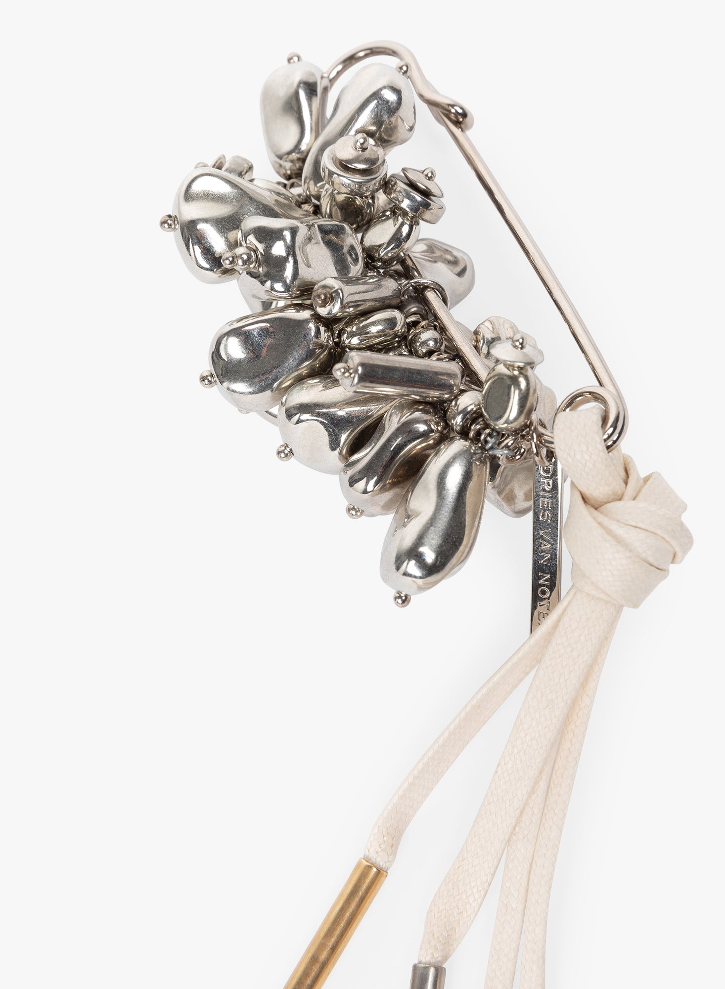 EMBELLISHED PIN BROOCH - 3
