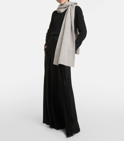JOSEPH Luxe cashmere scarf outlook