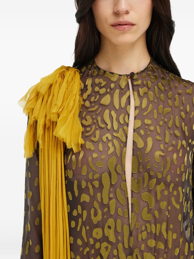 body with flower sash detail 5