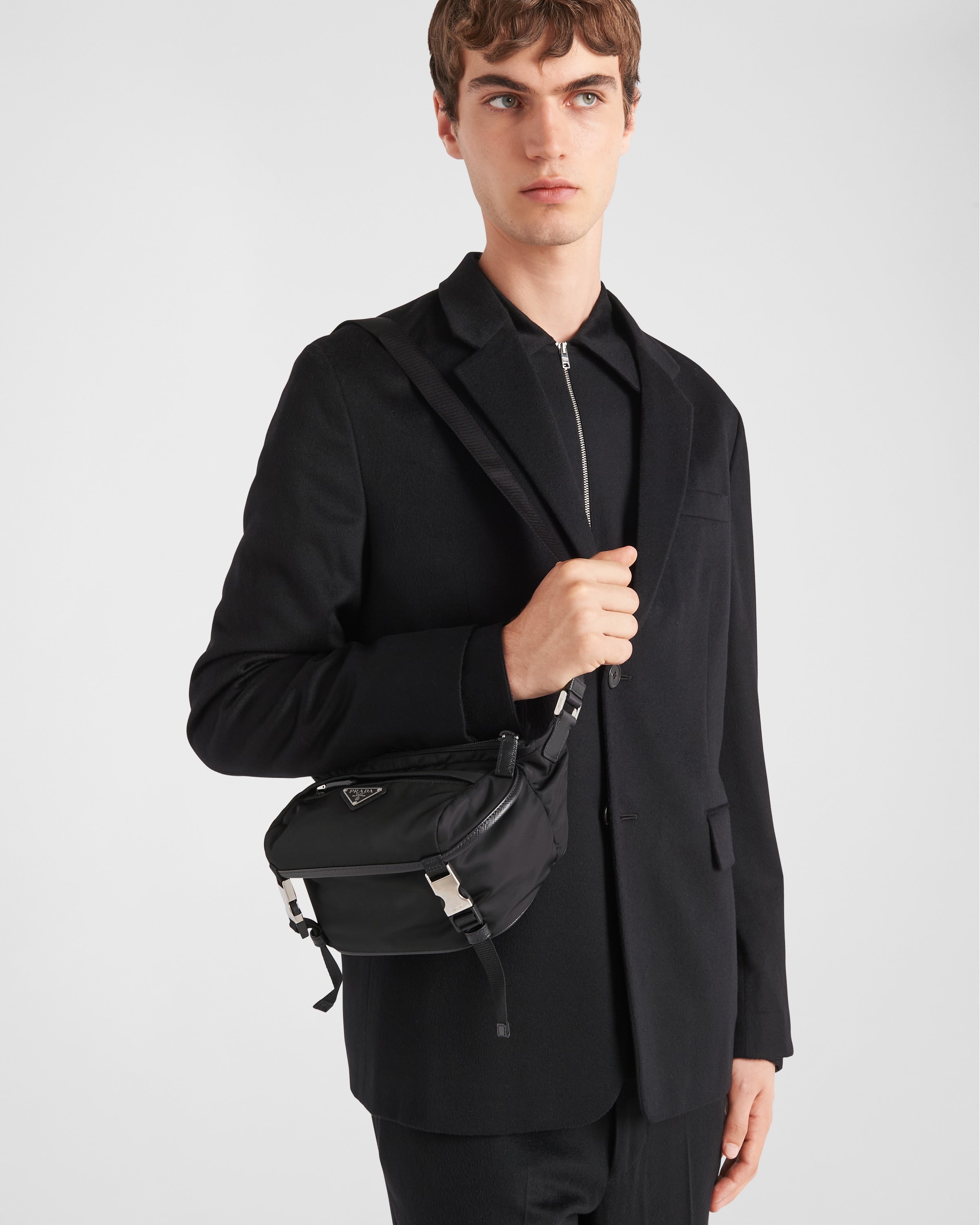 Re-Nylon and Saffiano leather shoulder bag - 7