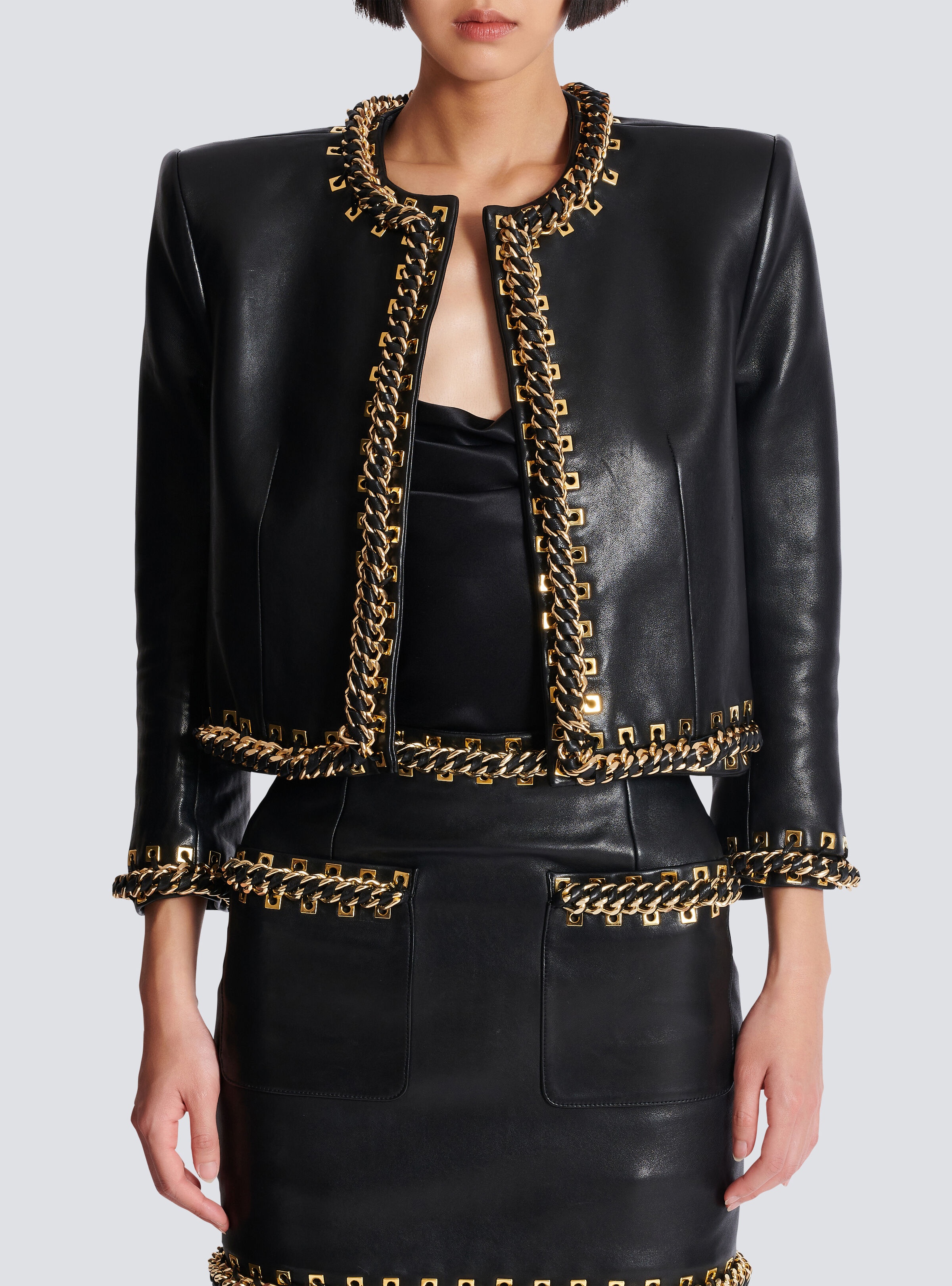 Lambskin edge-to-edge jacket with chain trim - 5