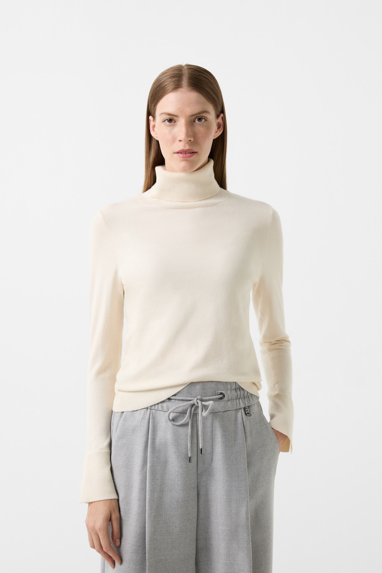 Vinny Turtleneck pullover in Off-white - 2