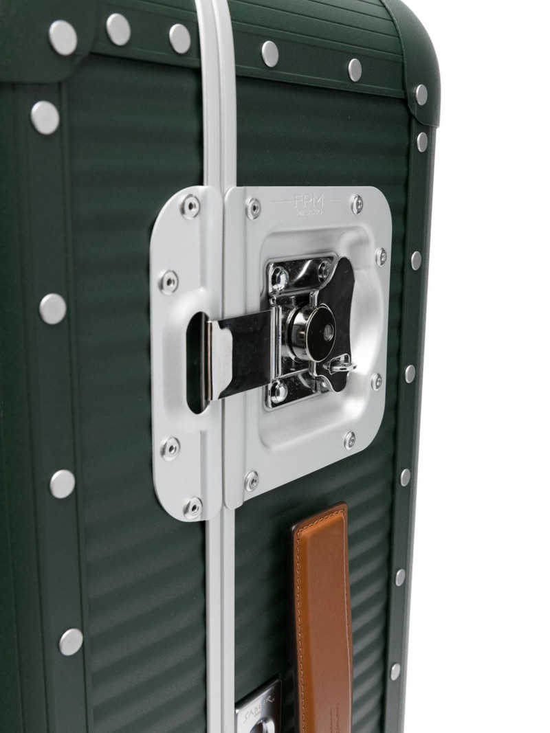 stud-detail four-wheel trolley 3