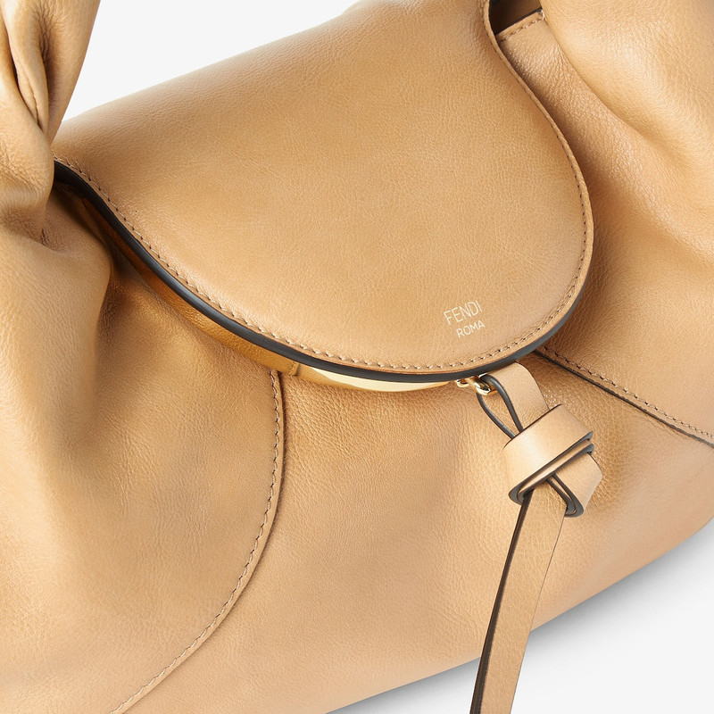 FENDI Fendi Spy Small outlook