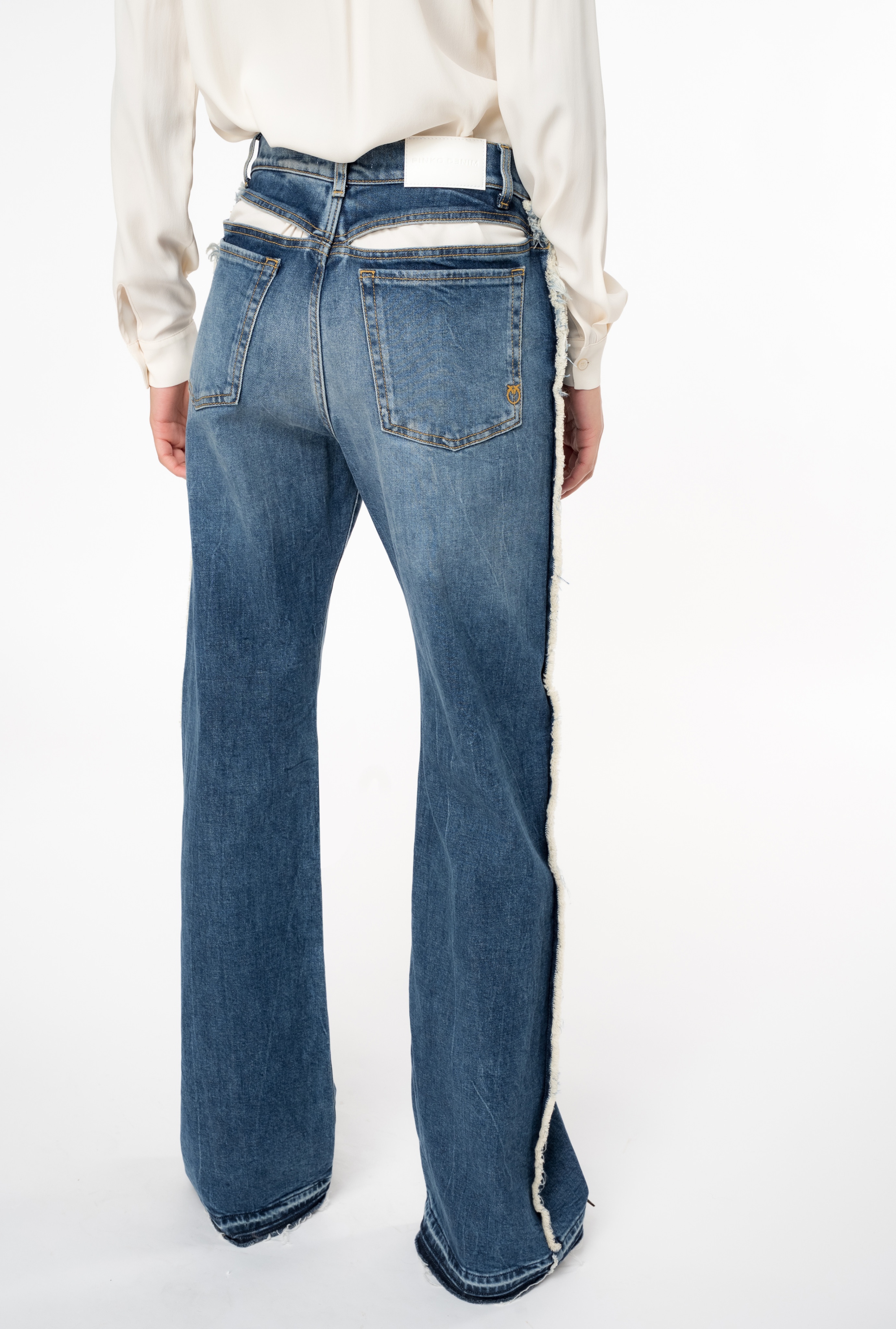 WIDE-LEG JEANS WITH CUT-OUT - 4