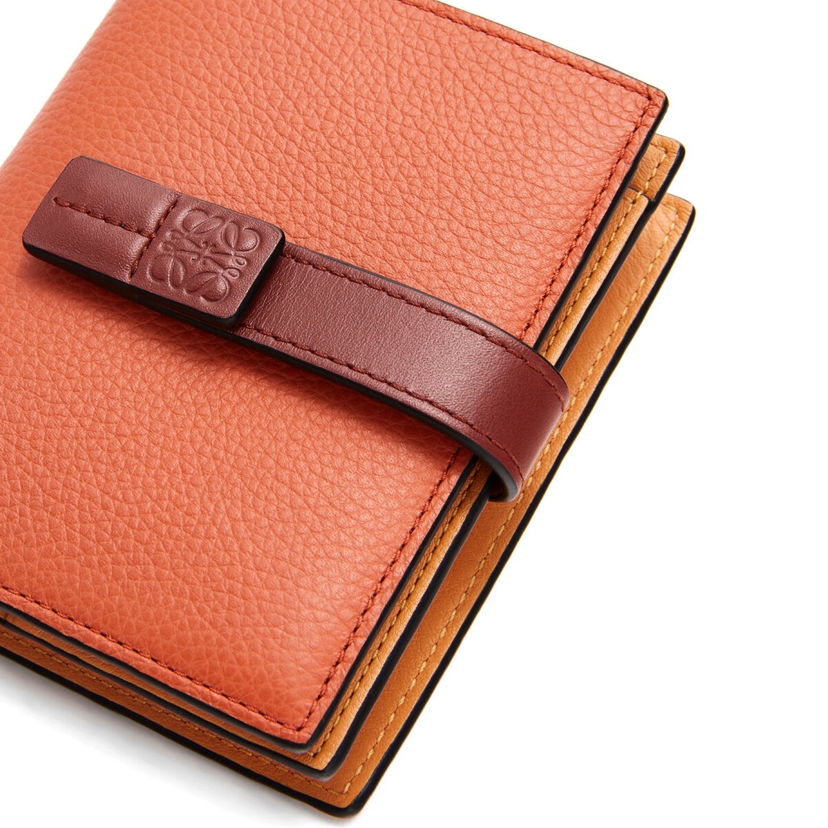 Compact zip wallet in soft grained calfskin - 4