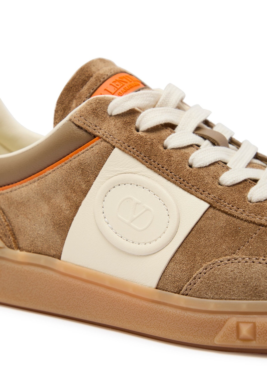 Valentino Garavani Upvillage Panelled Suede Sneakers - 4