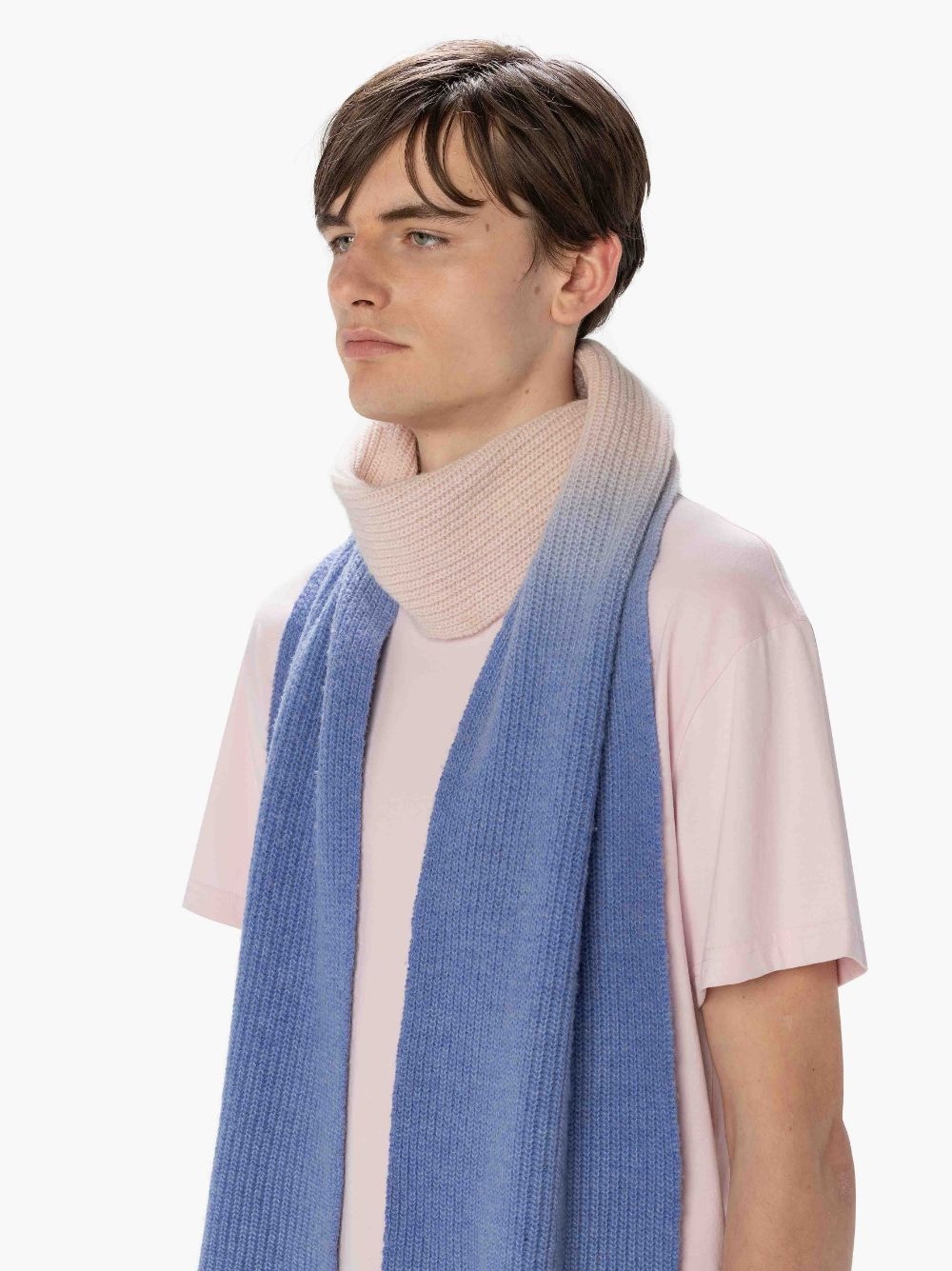 GRADIENT SCARF - 3