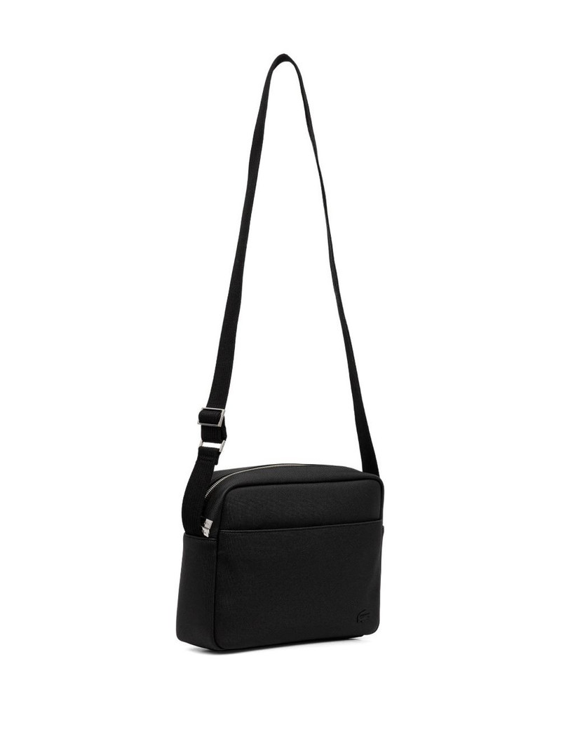 LACOSTE zip-fatening shoulder bag outlook