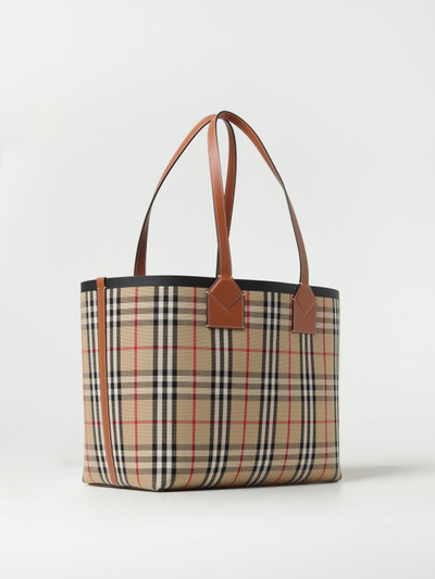Burberry Burberry Briar bag in canvas check and leather outlook