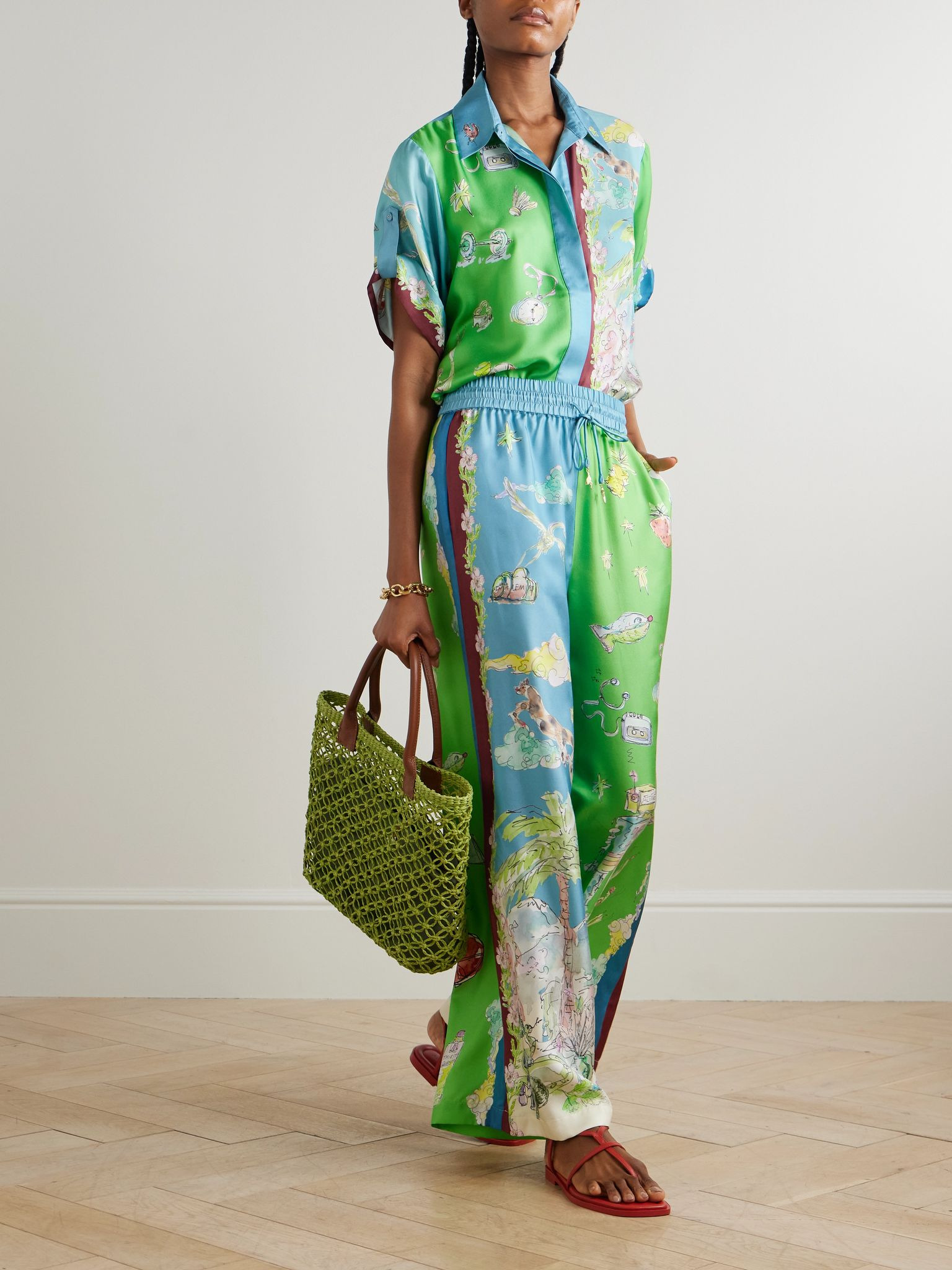 + Anouk Colantoni Daria printed silk-twill shirt Green - 2
