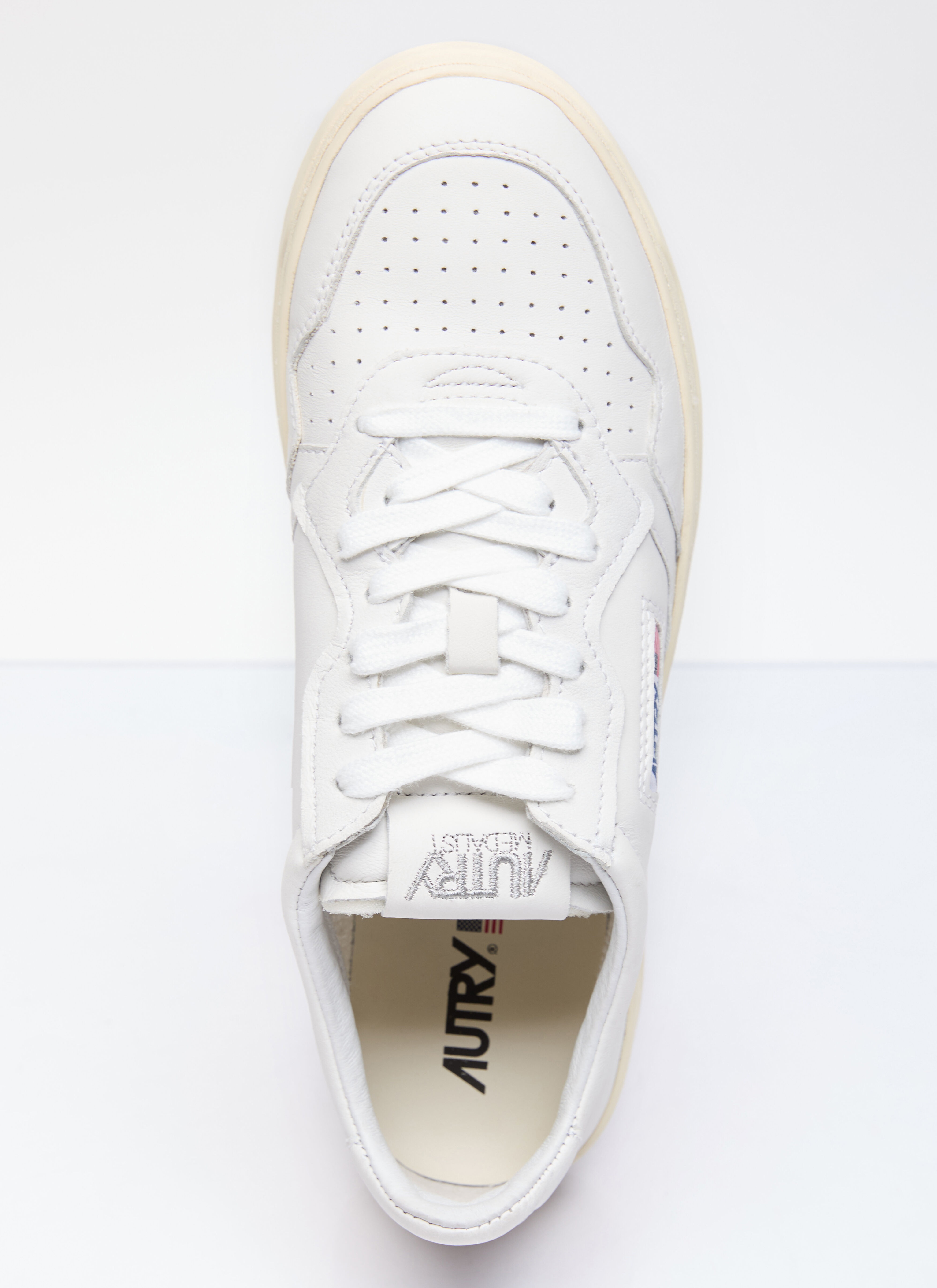 Medalist Low Top Sneakers - 7