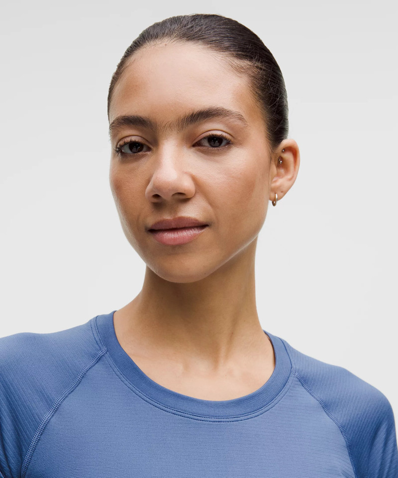 Swiftly Tech Short-Sleeve Shirt 2.0 *Hip Length 4