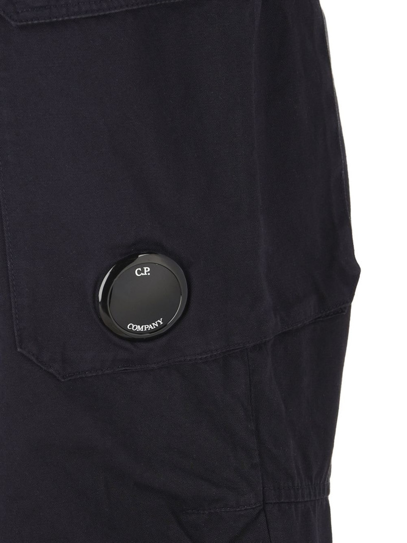 cargo-pocket trousers 3