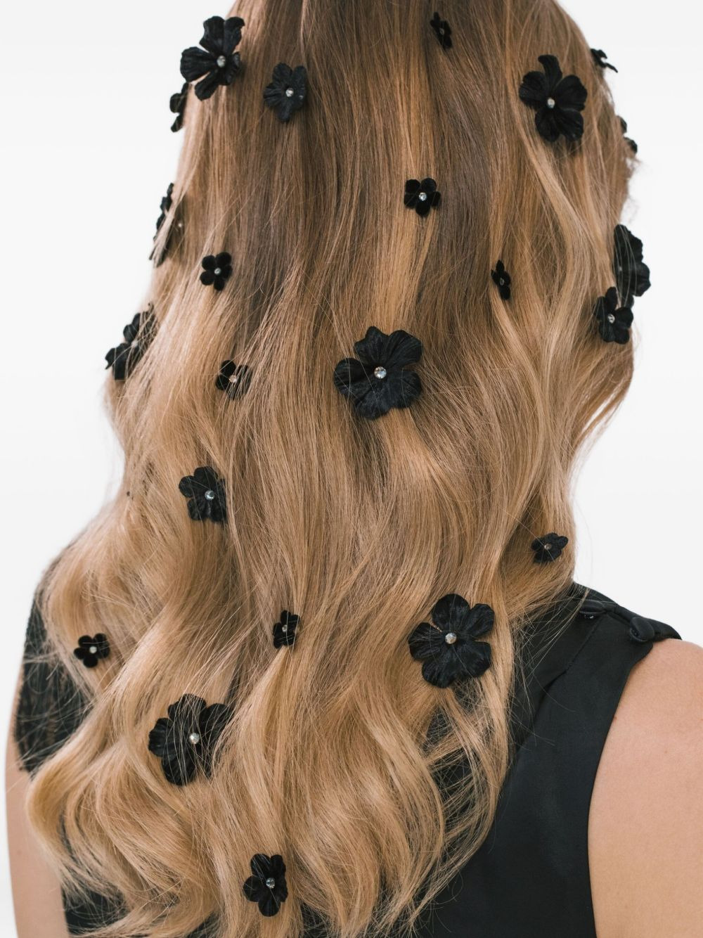 Viola flower hair magnets - 3