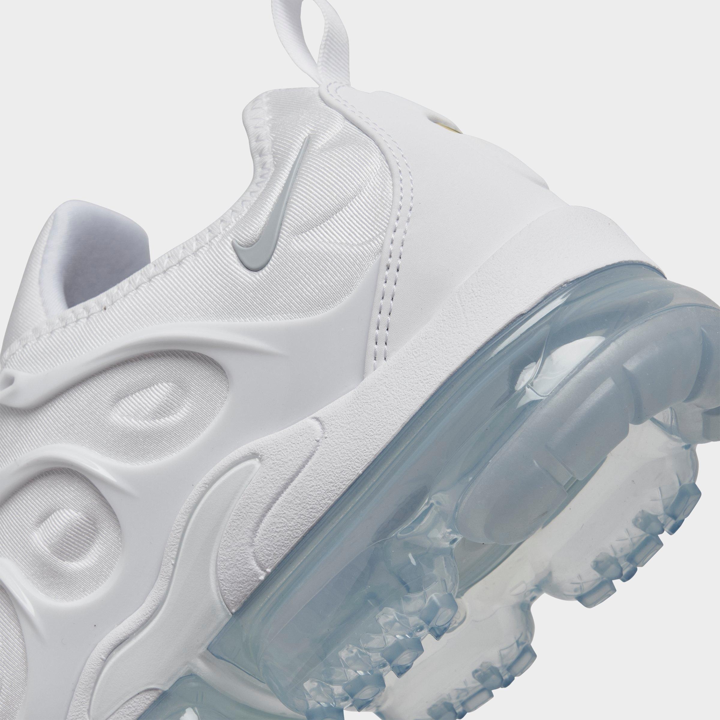 MEN'S NIKE AIR VAPORMAX PLUS RUNNING SHOES - 3
