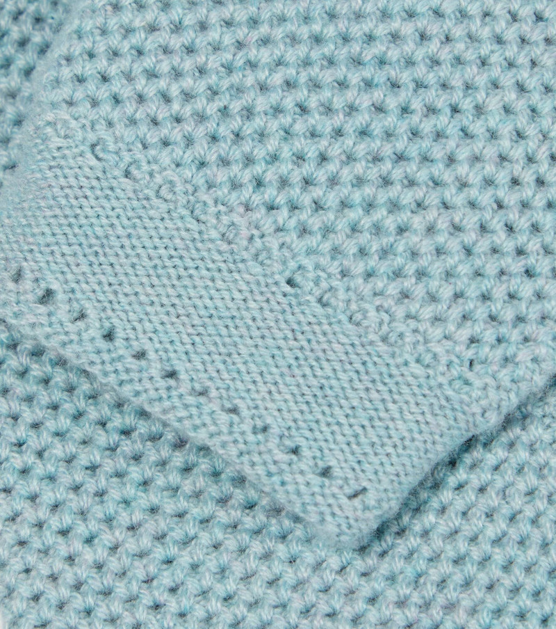 Loro Piana Crochet cashmere gloves outlook