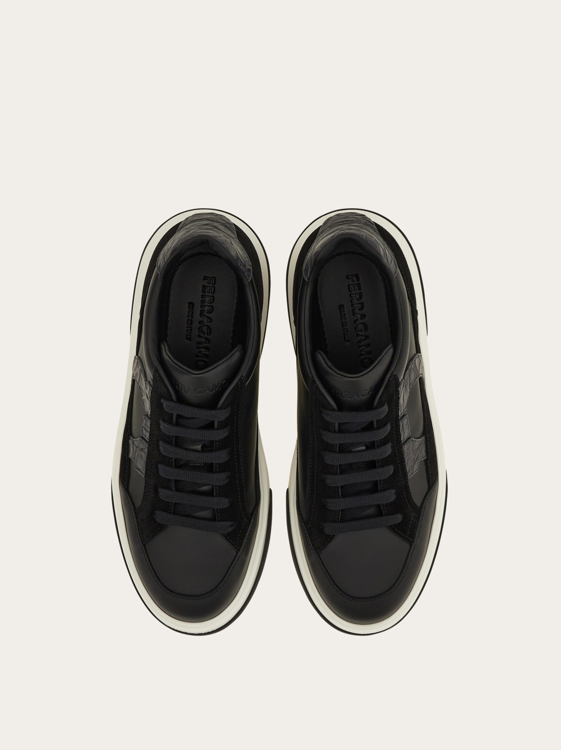 Low top sneaker with Gancini - 2