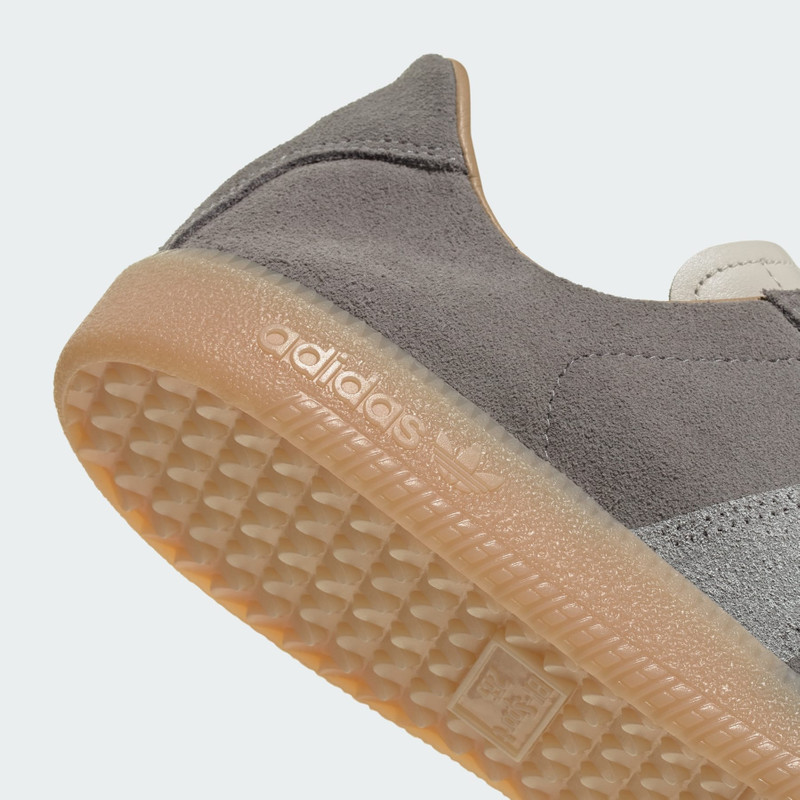 BW ARMY DECON SHOES 8