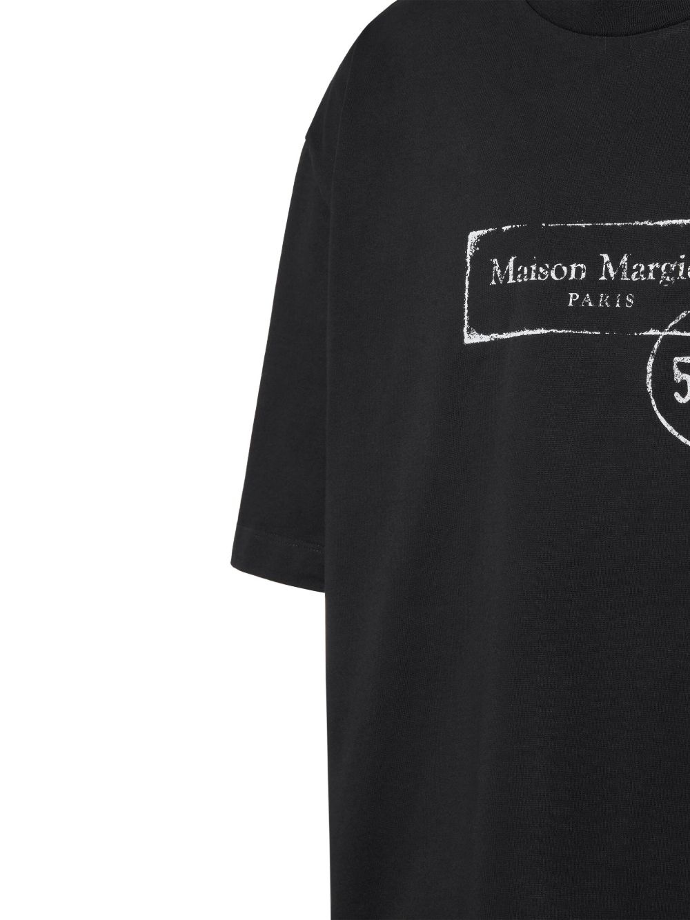 【Maison Margiela】 Shirt With Printed Logo Maison Margiela Logo-Printed T-Shirt - White/Black - 25% Off
