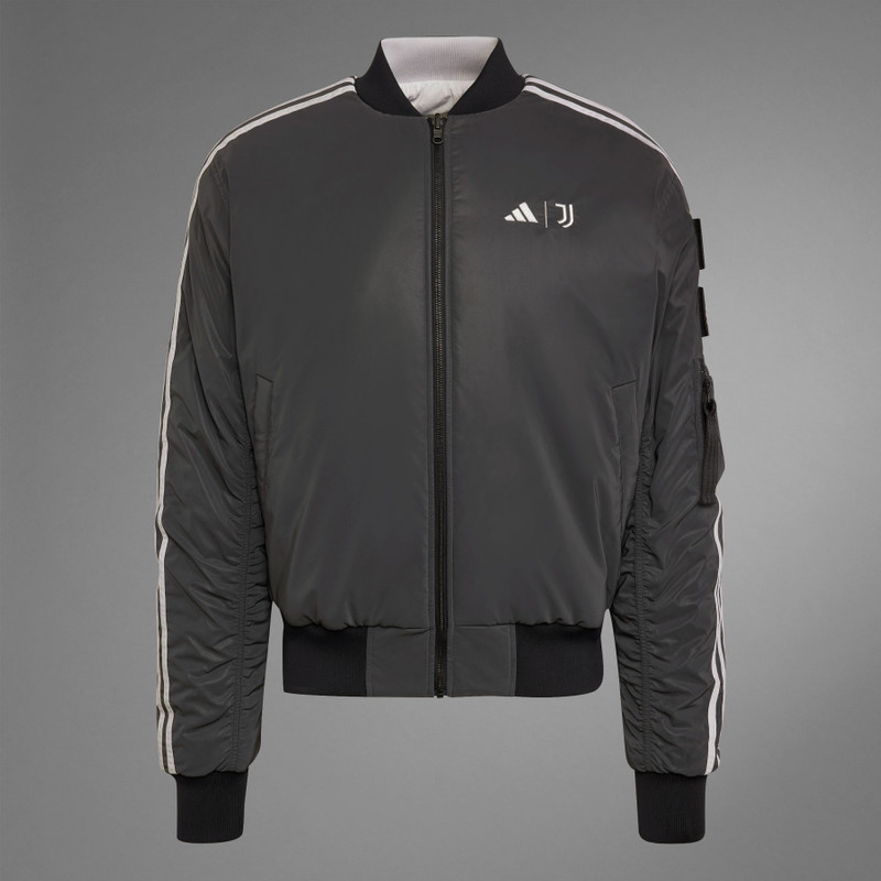 Juventus x NASA 영감을 얻은 LFSTLR Reversible Bomber 재킷 1