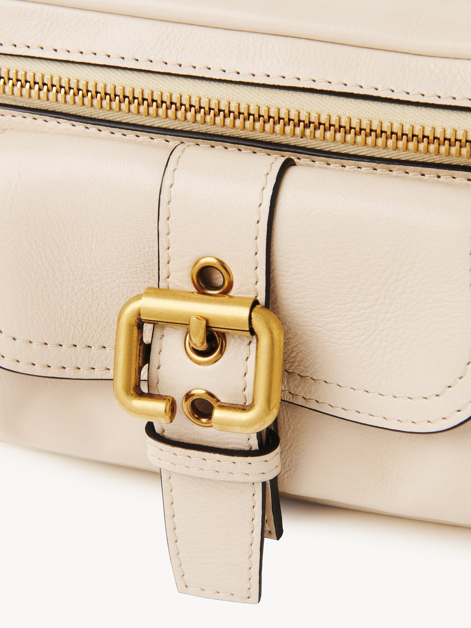 SMALL CAMERA BAG IN SOFT LEATHER - 6