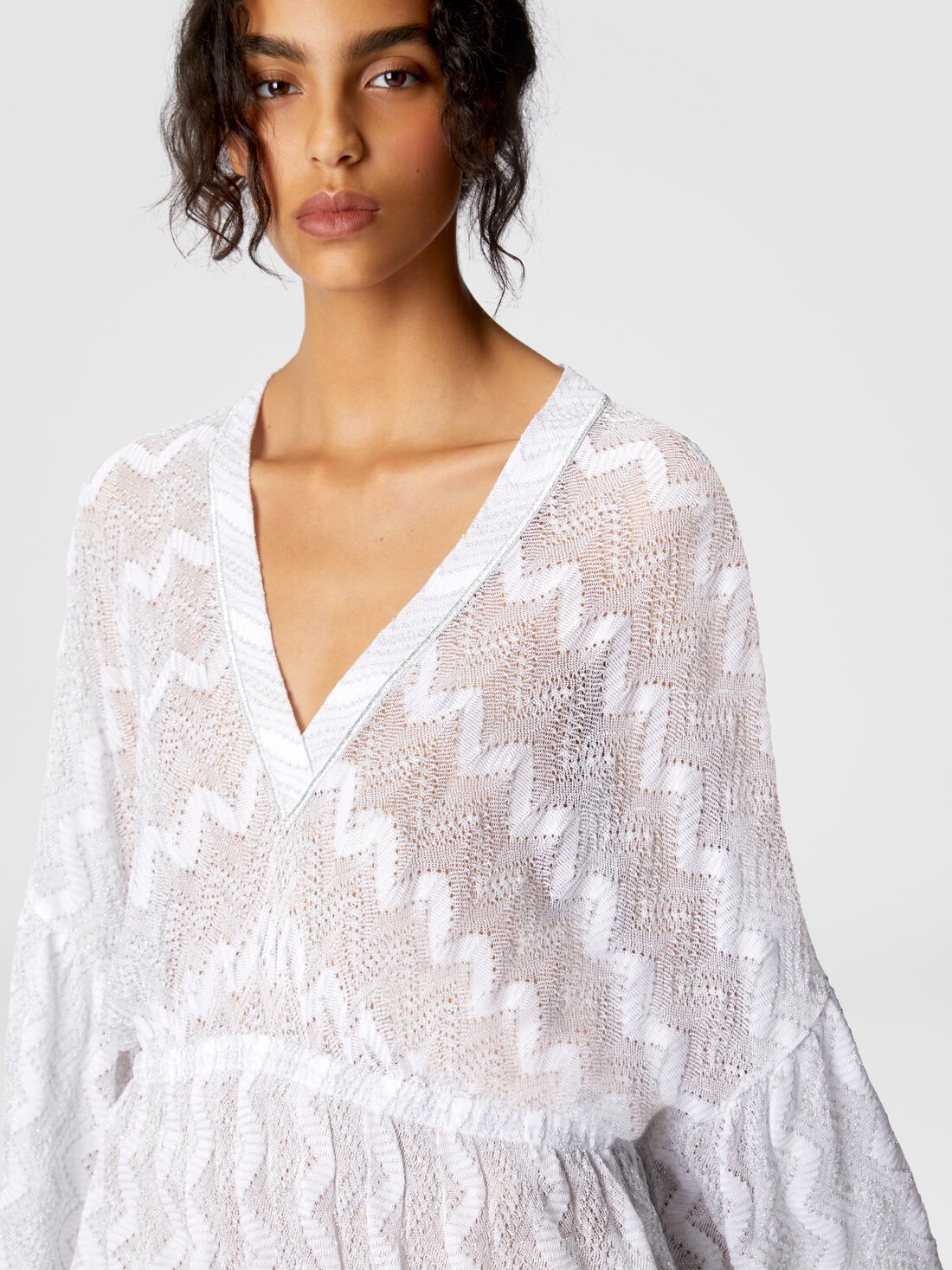 Cover-up dress in zig zag lamé viscose with wide sleeves - 5